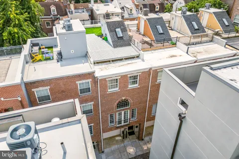 $939,000 | 116 Quarry Street, Philadelphia, PA 19106