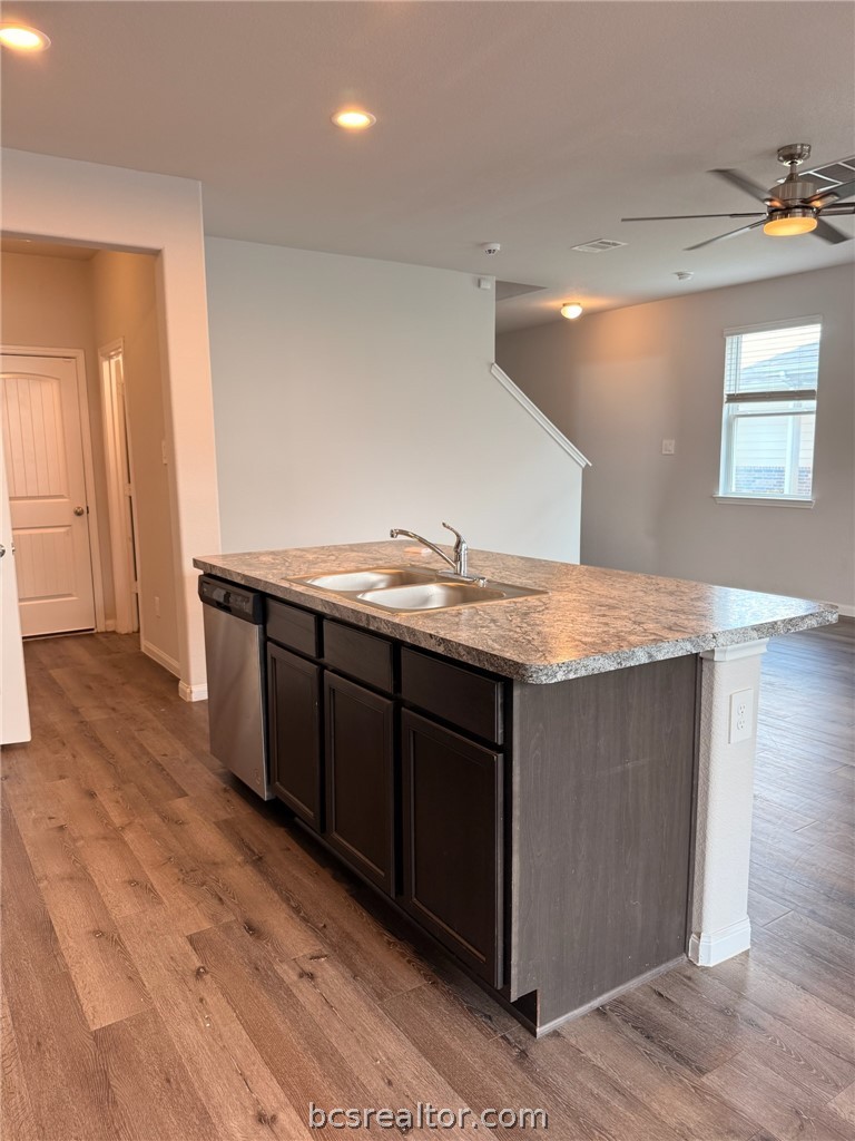 982 Rice Drive Bryan, TX 77803 - Photo 10 of 39