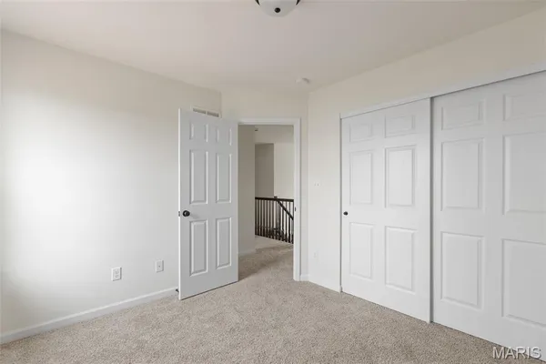 $469,900 | 396 Winding Bluffs Court, Fenton, MO 63026