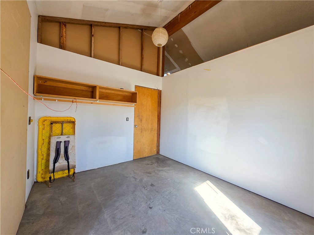 7021 Quarry Road Weed, CA 96094 - Photo 15 of 37 a view of small space
