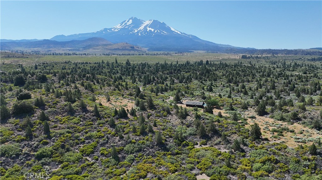 7021 Quarry Road Weed, CA 96094 - Photo 35 of 37 a view of a city with mountain view