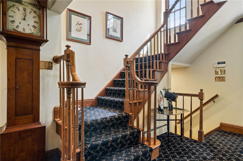 552 Backbone Road Sewickley, PA 15143 - Photo 5 of 11