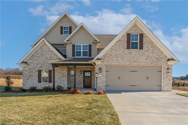 $597,837 | 264 Sandpiper Drive, Lexington, NC 27295