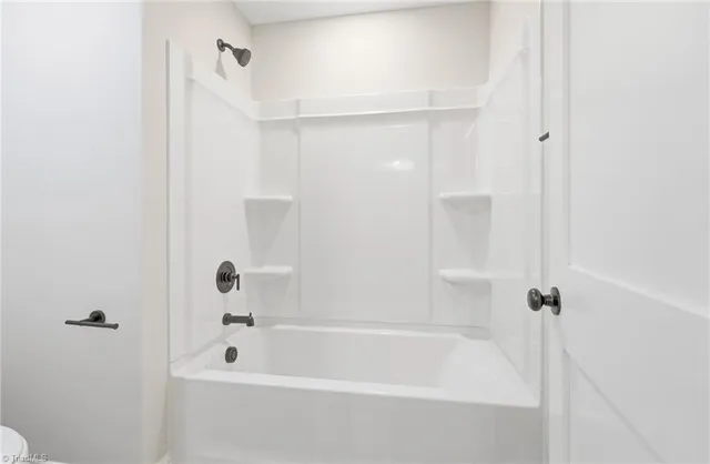 $597,837 | 264 Sandpiper Drive, Lexington, NC 27295