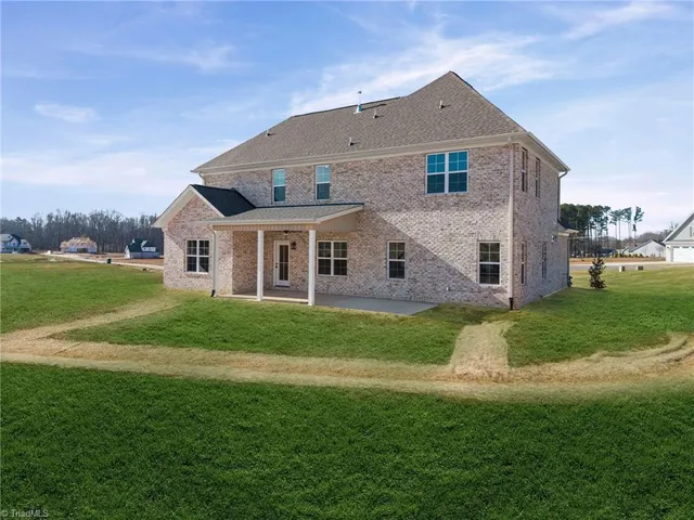 $597,837 | 264 Sandpiper Drive, Lexington, NC 27295