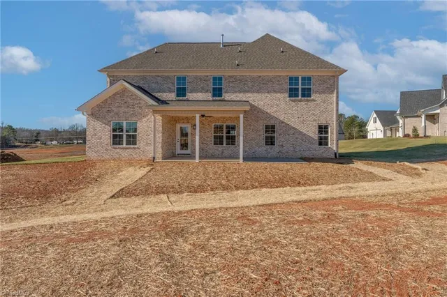 $597,837 | 264 Sandpiper Drive, Lexington, NC 27295