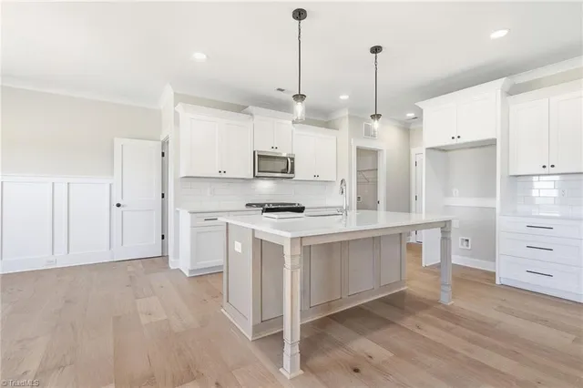 $597,837 | 264 Sandpiper Drive, Lexington, NC 27295