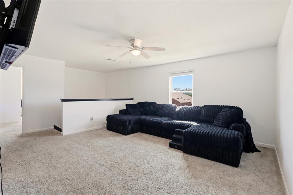 791 Devonshire Drive Lavon, TX 75166 - Photo 19 of 32 a living room with furniture