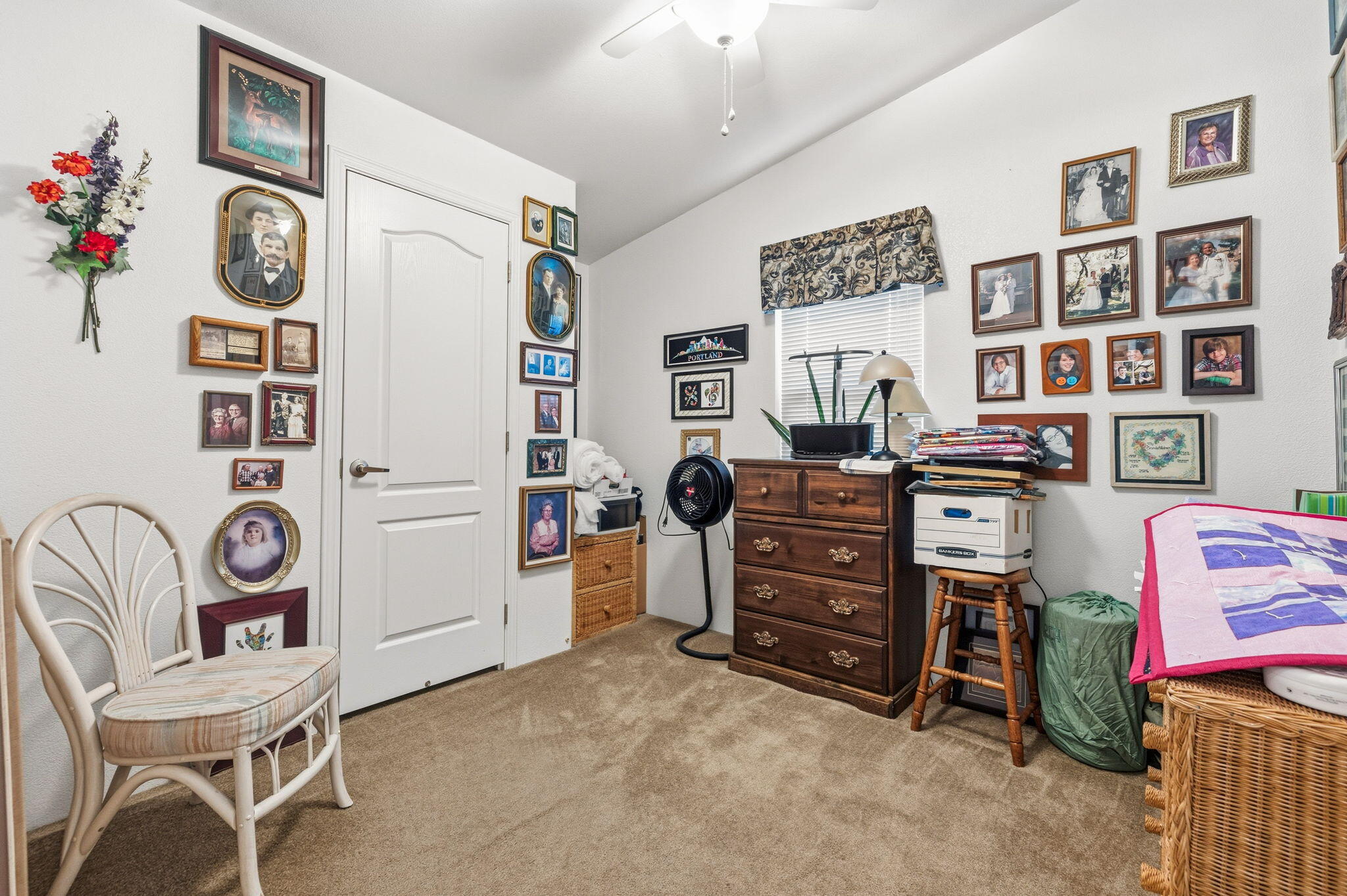 74711 Dillon Road, Unit 312 Desert Hot Springs, CA 92241 - Photo 32 of 49 a view of a workspace with furniture