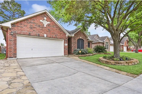 $2,350 | 18418 Hot Creek Court, Humble, TX 77346