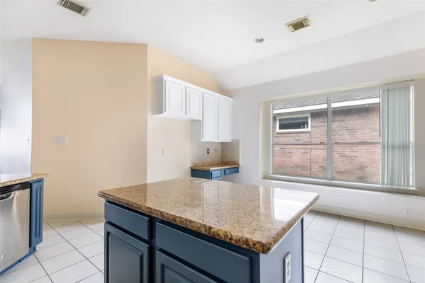 $2,350 | 18418 Hot Creek Court, Humble, TX 77346