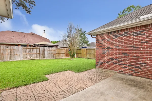 $2,350 | 18418 Hot Creek Court, Humble, TX 77346