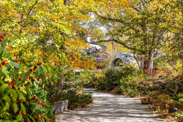 $39,000,000 | 104 North Garden Drive, Pawling, NY 12564