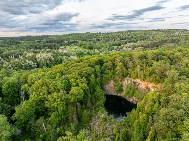 $39,000,000 | 104 North Garden Drive, Pawling, NY 12564