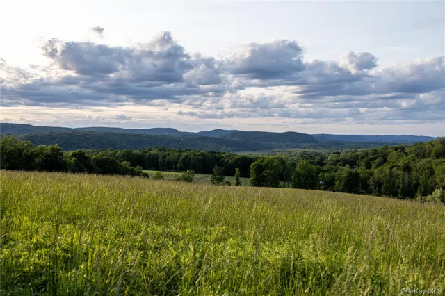 $39,000,000 | 104 North Garden Drive, Pawling, NY 12564