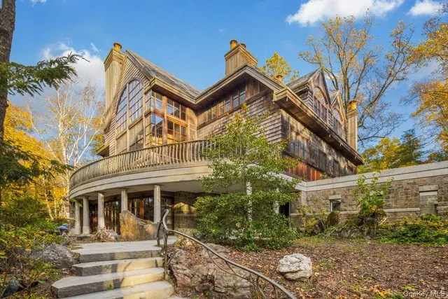 $39,000,000 | 104 North Garden Drive, Pawling, NY 12564