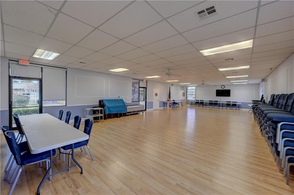 14263 El Clavel Way Delray Beach, FL 33484 - Photo 39 of 39 a view of a kitchen and dining room