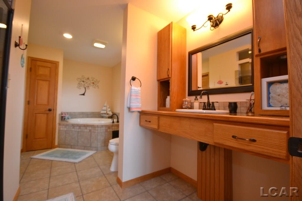 7910 East Monroe Road Tecumseh, MI 49286 - Photo 24 of 69 31353950-23.JPG