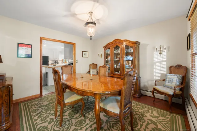 a view of a livingroom and dining room