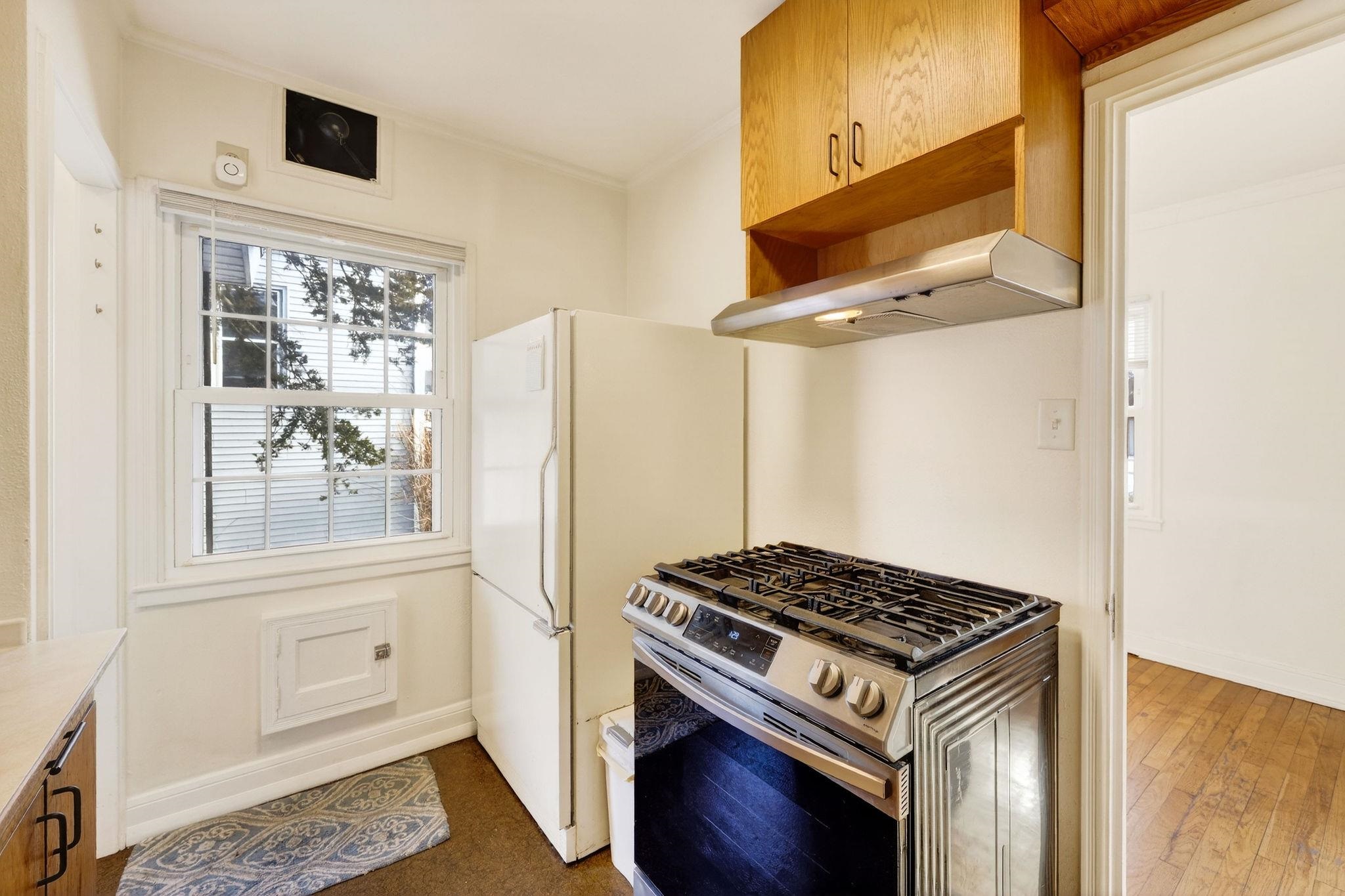 514 West Lakeside Street Madison, WI 53715 - Photo 18 of 34