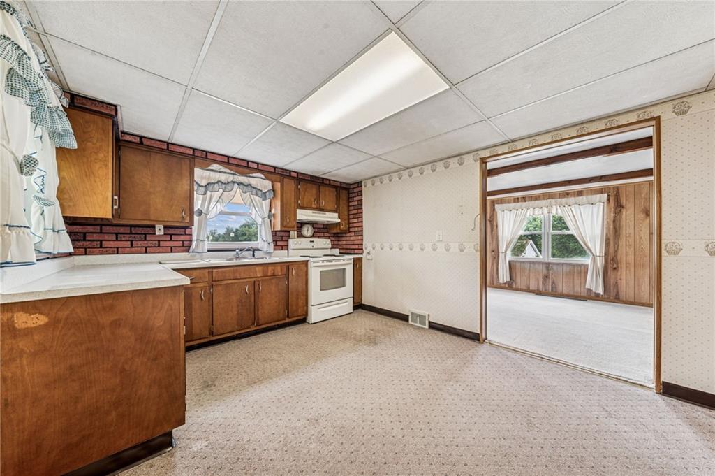 265 Hickory Street Rillton, PA 15678 - Photo 7 of 34 Gallery Image 7