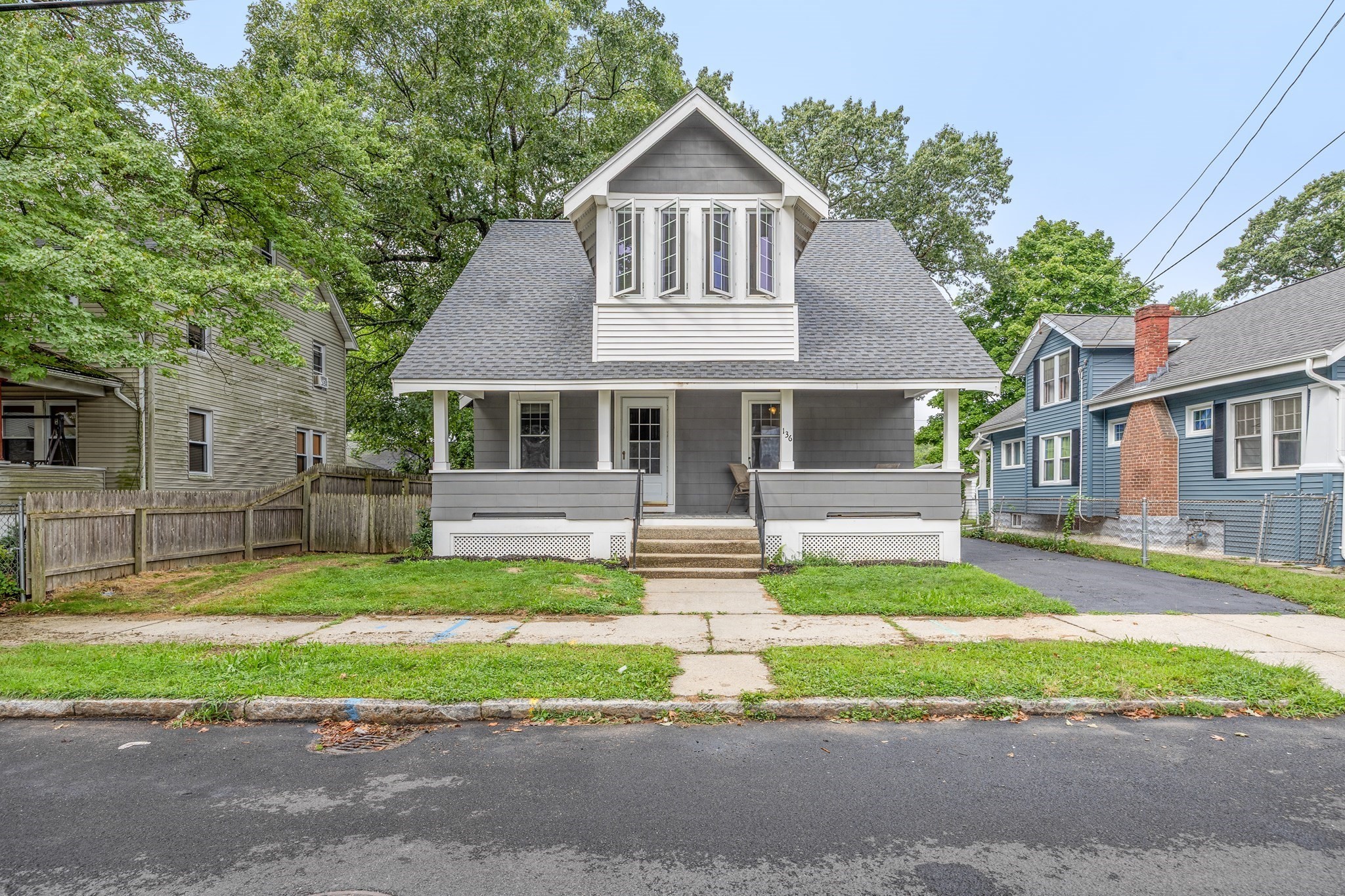136 Marsden Street Springfield, MA 01109 - Photo 2 of 29 Gallery Image 2