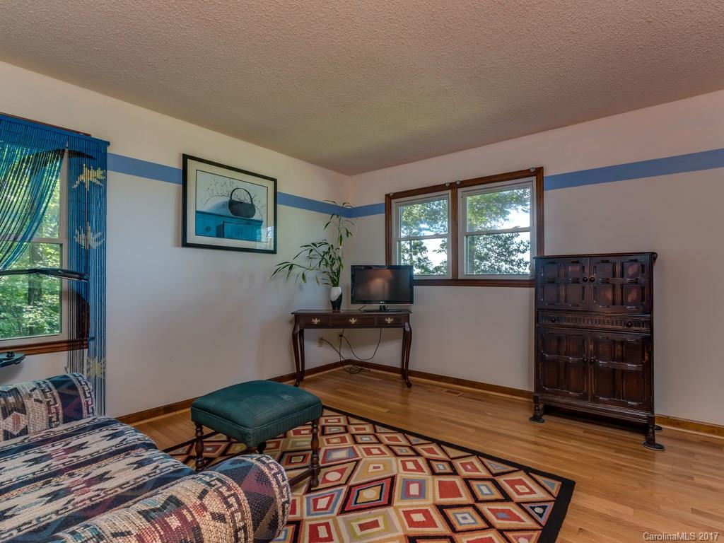 151 Heatherly Heights Road Saluda, NC 28773 - Photo 9 of 24