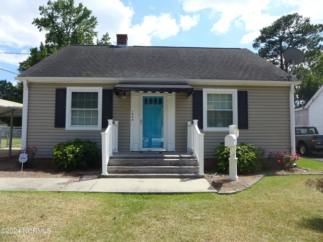 $1,400 | 1404 Peachtree Street, Goldsboro, NC 27530
