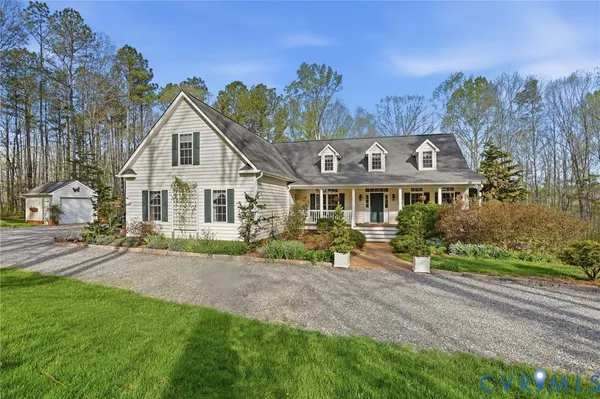 $784,500 | 14430 Overlook Ridge Lane, Beaverdam, VA 23015