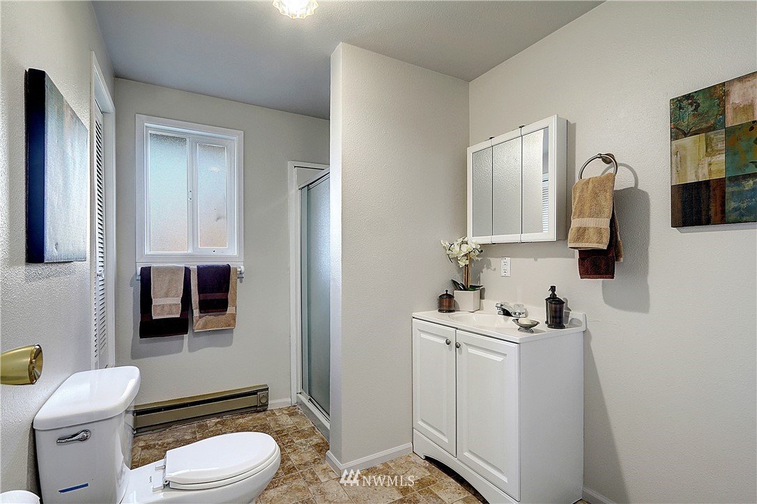 601 212th Street Southwest Bothell, WA 98021 - Photo 16 of 17
