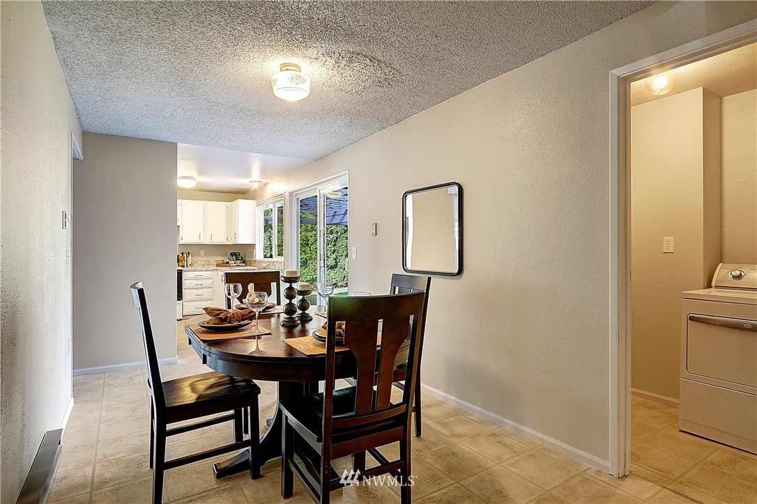 601 212th Street Southwest Bothell, WA 98021 - Photo 5 of 17
