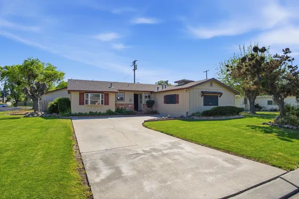 $450,000 | 524 Ribier Avenue, Modesto, CA 95350