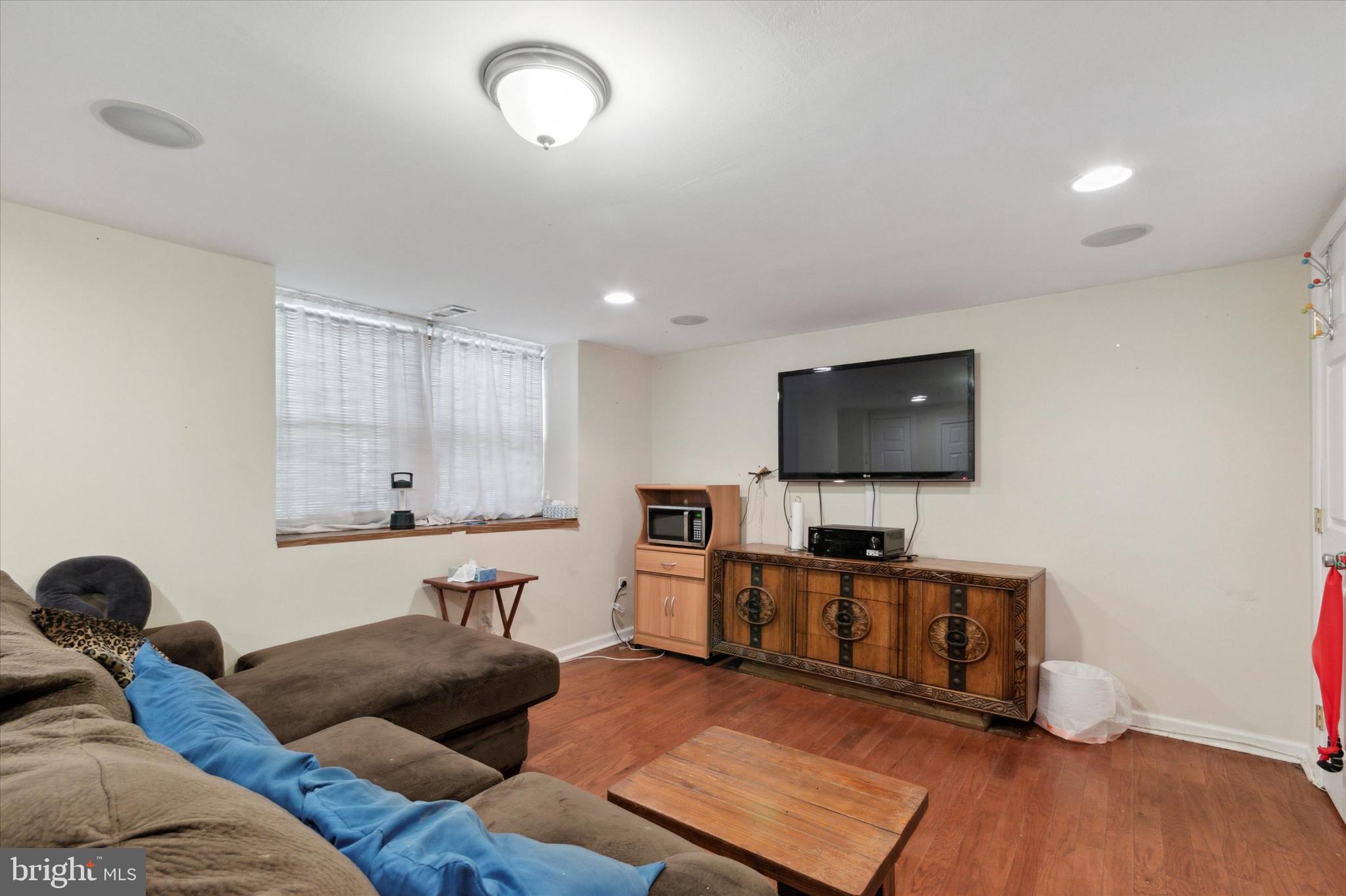 3026 Derry Road Philadelphia, PA 19154 - Photo 20 of 35 Gallery Image 20