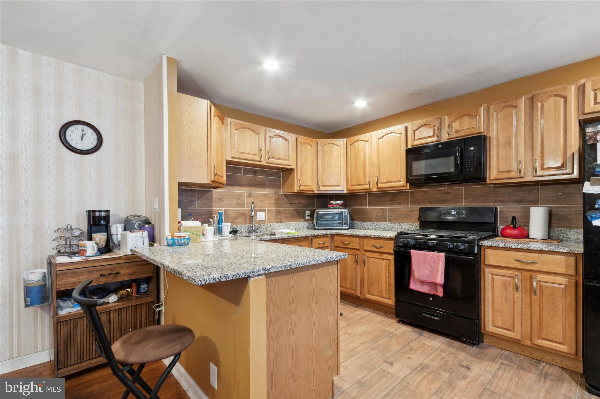 3026 Derry Road Philadelphia, PA 19154 - Photo 3 of 35 Gallery Image 3
