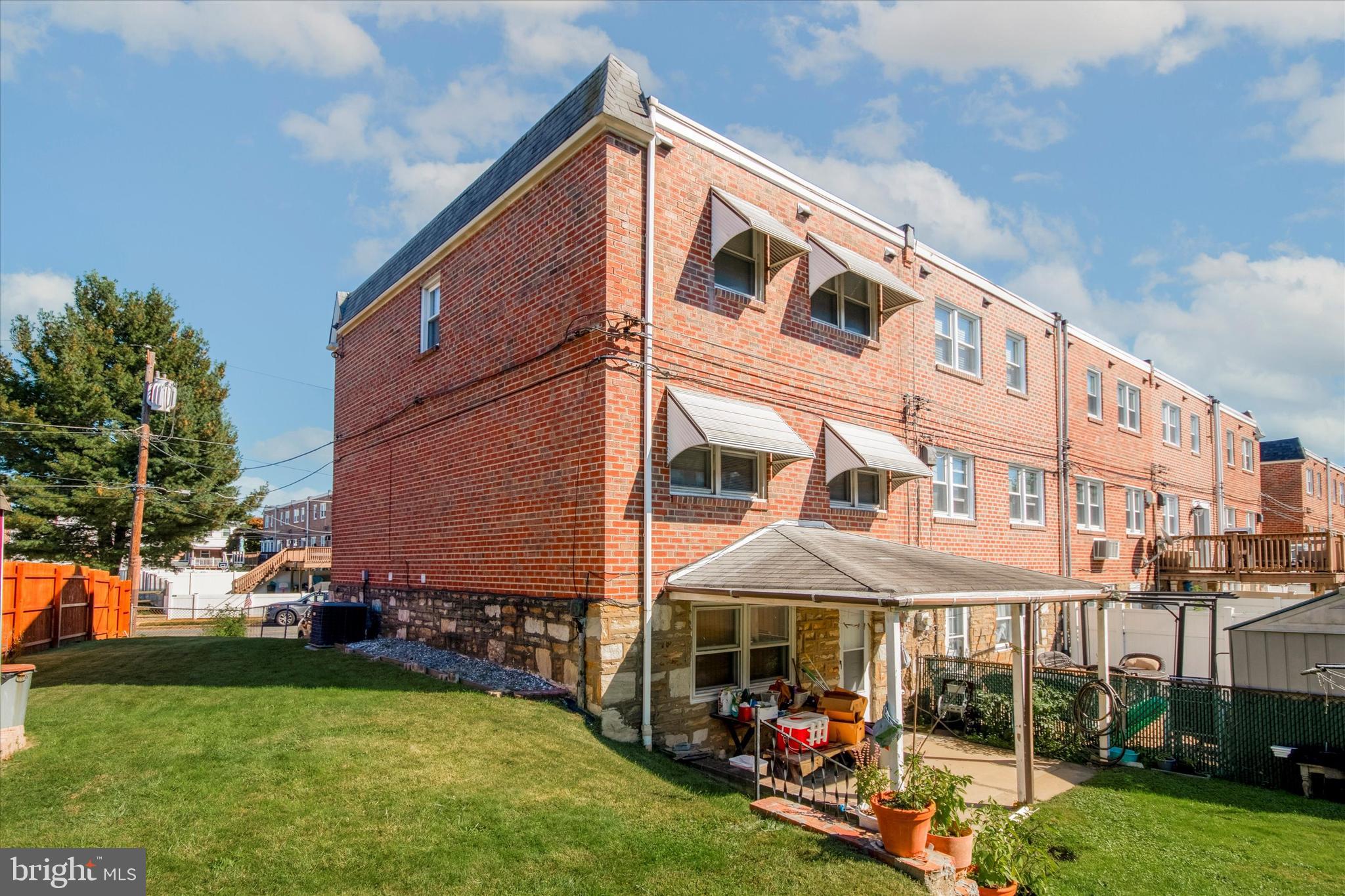 3026 Derry Road Philadelphia, PA 19154 - Photo 8 of 35 Gallery Image 8