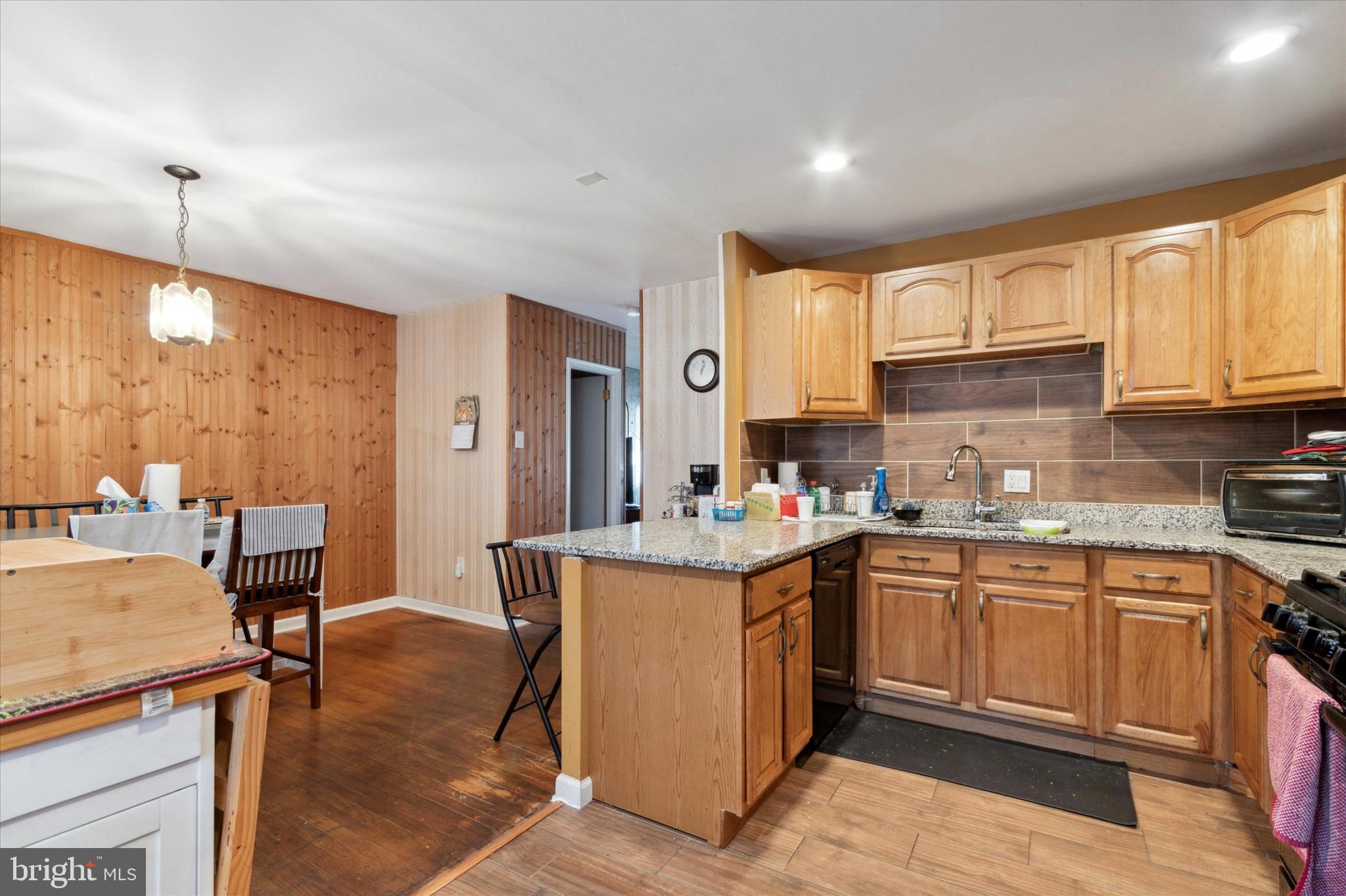 3026 Derry Road Philadelphia, PA 19154 - Photo 10 of 35 Gallery Image 10