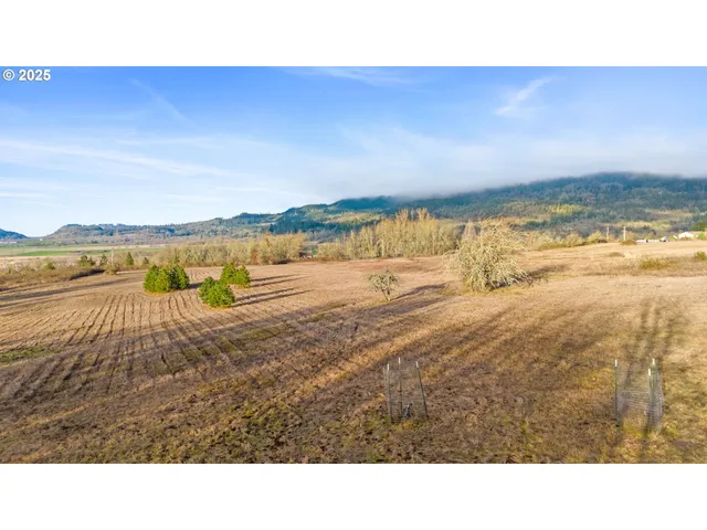 $725,000 | Diamond Ridge Loop, Eugene, OR 97408