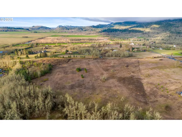 $725,000 | Diamond Ridge Loop, Eugene, OR 97408