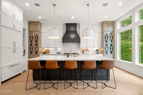 $2,275,000 | 2610 Centenary Street, West University Place, TX 77005