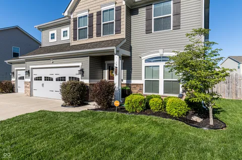 $389,999 | 10325 Legacy Drive, Brownsburg, IN 46112