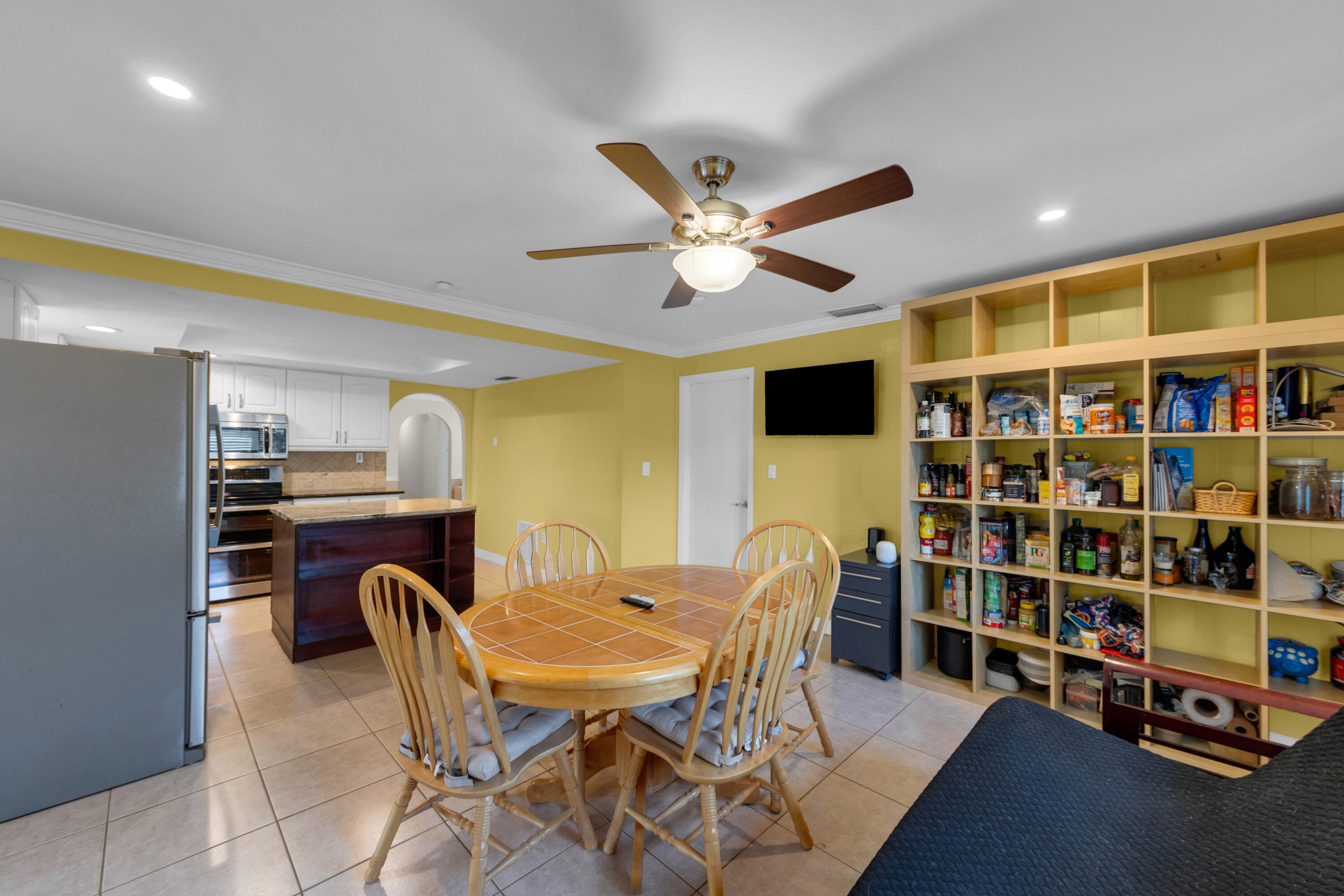 2558 Northwest 32nd Street Boca Raton, FL 33434 - Photo 15 of 36 Breakfast Area