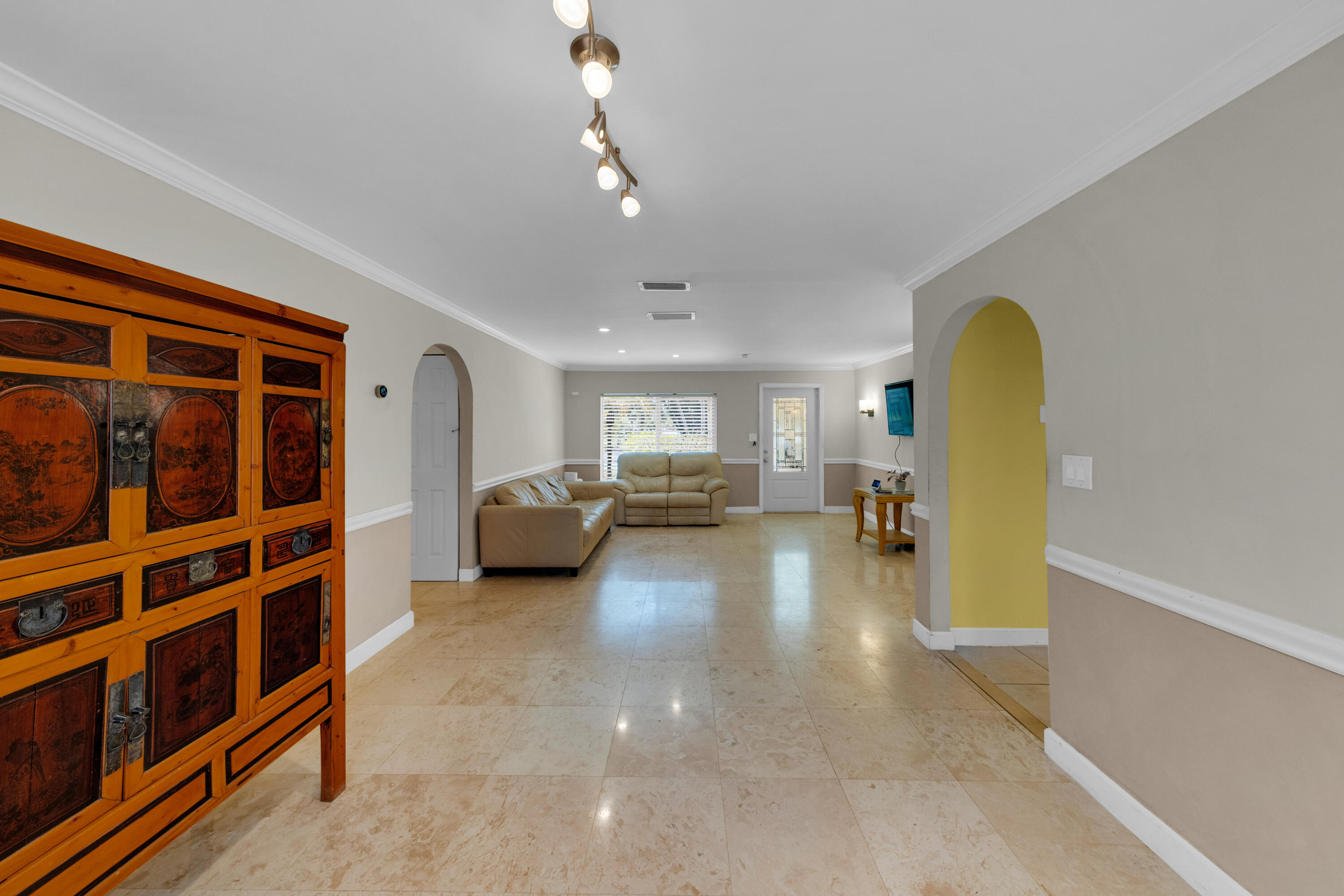 2558 Northwest 32nd Street Boca Raton, FL 33434 - Photo 9 of 36 Dining Room