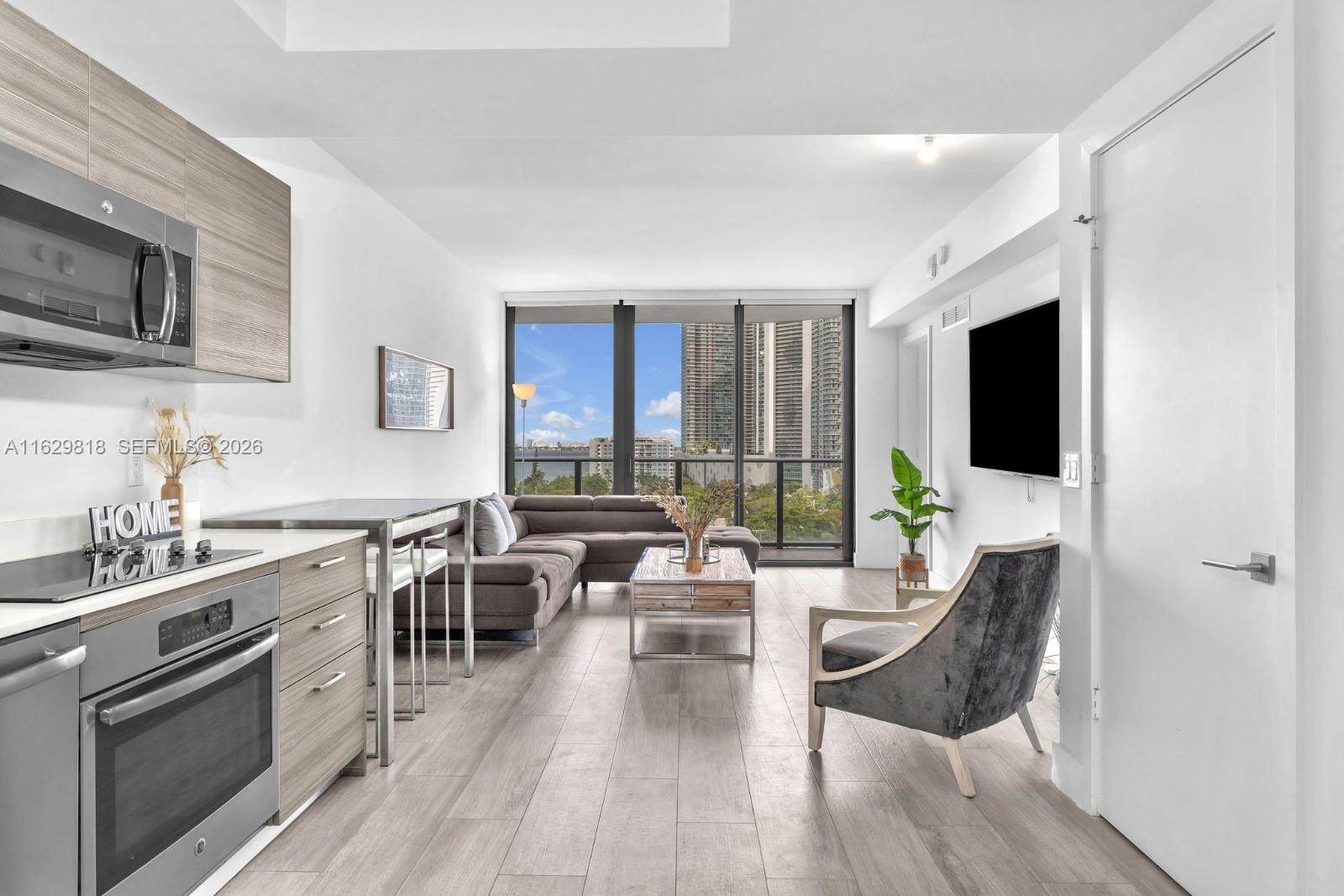 121 Northeast 34th Street, Unit 905 Miami, FL 33137 - Photo 13 of 26