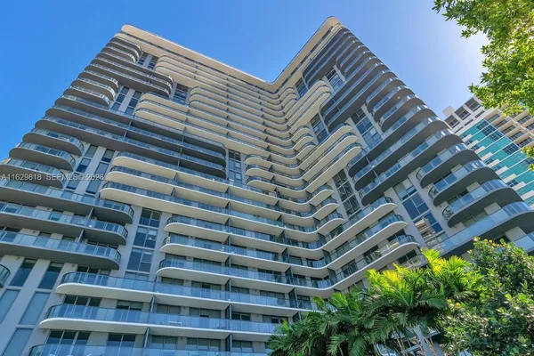 $4,500 | 121 Northeast 34th Street, Unit 905, Miami, FL 33137
