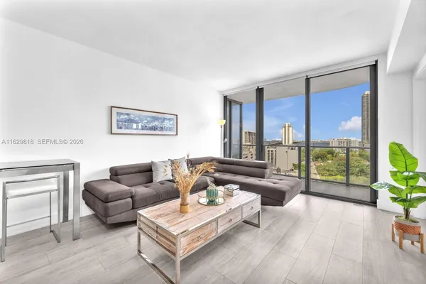 $4,500 | 121 Northeast 34th Street, Unit 905, Miami, FL 33137