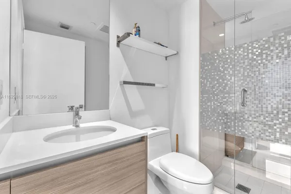 $4,500 | 121 Northeast 34th Street, Unit 905, Miami, FL 33137