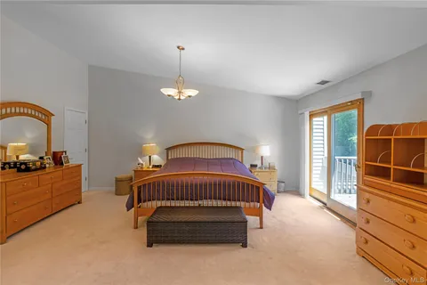 $775,000 | 63 Lisa Drive, Northport, NY 11768