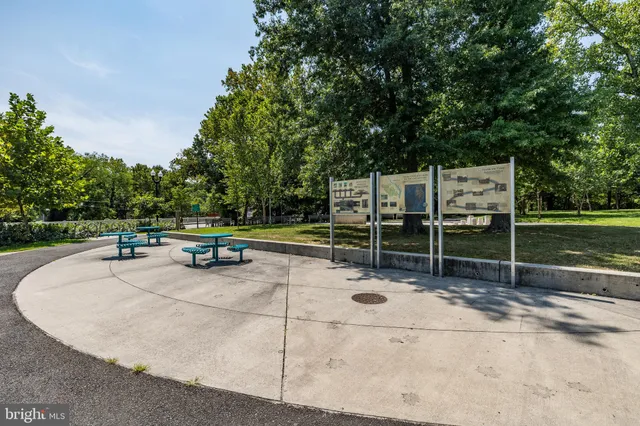 a view of outdoor space