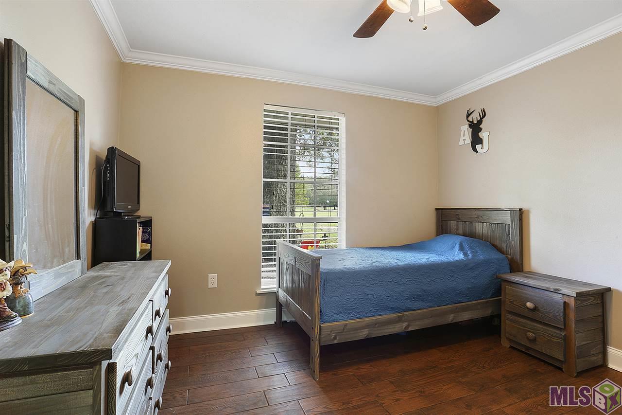 15015 Blackwater Road Baker, LA 70714 - Photo 8 of 19 Gallery Image 8
