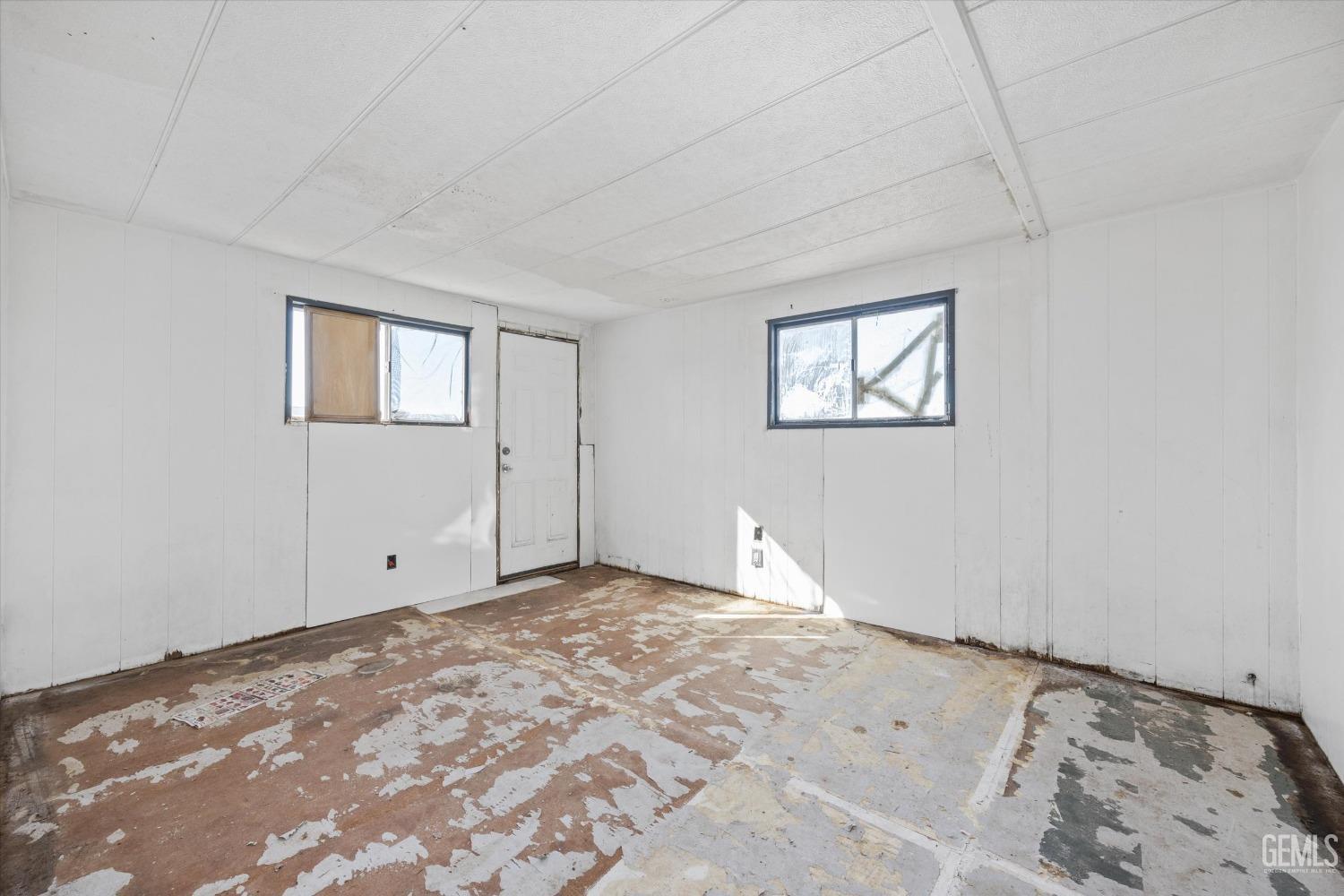 Undisclosed Address Bakersfield, CA 93312 - Photo 11 of 26 a view of room